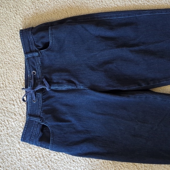 Coldwater Creek Natural Fit Denim Capri Pants Size 10 - Picture 4 of 7